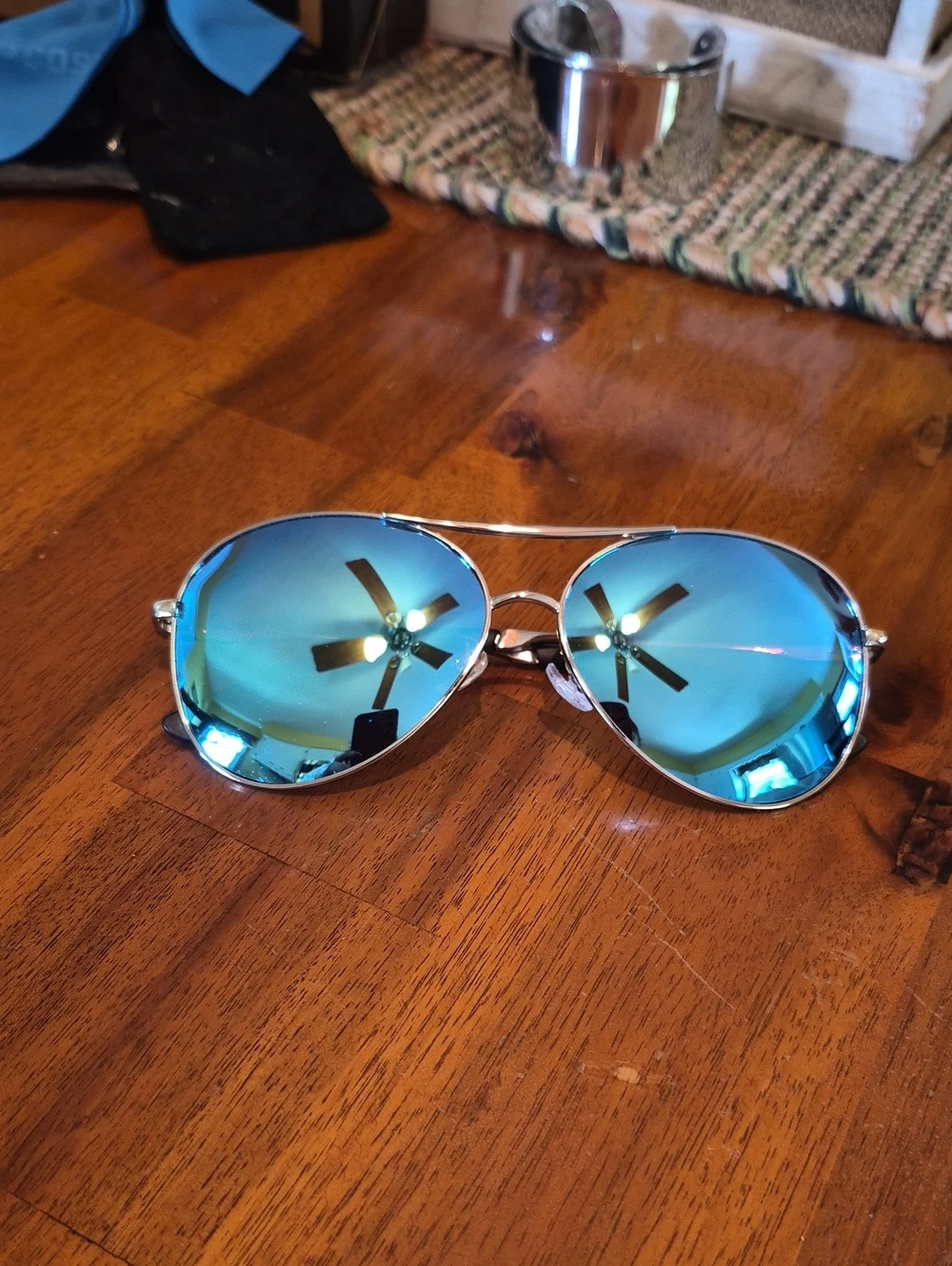 Mens Blue Mirror Aviator Sunglasses - Silver Frame